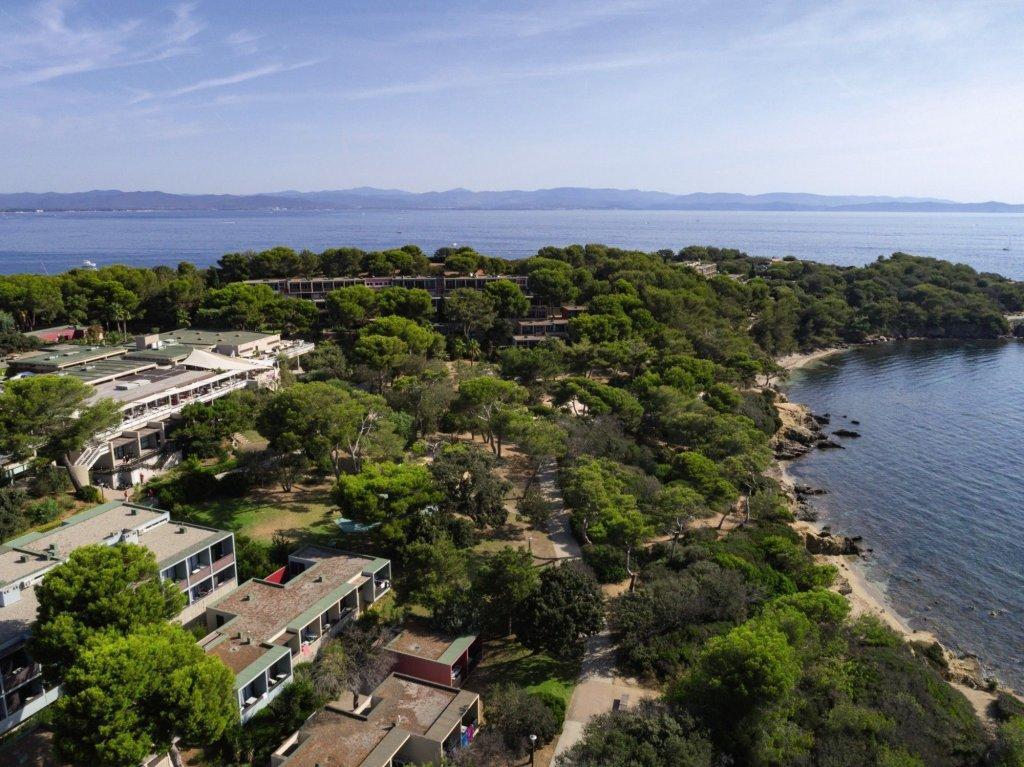 Belambra Clubs Presqu'Ile De Giens - Les Criques Hotel Hyeres Exterior photo